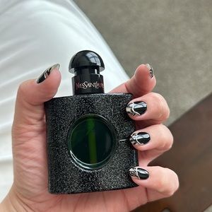 Yves Saint Laurent Black Opium Illicit Green 1 fl. Oz